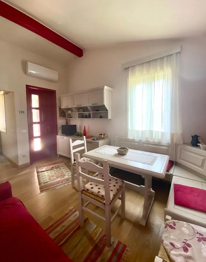Residenza Palmira Bardolino Apartment Calmasino Italy