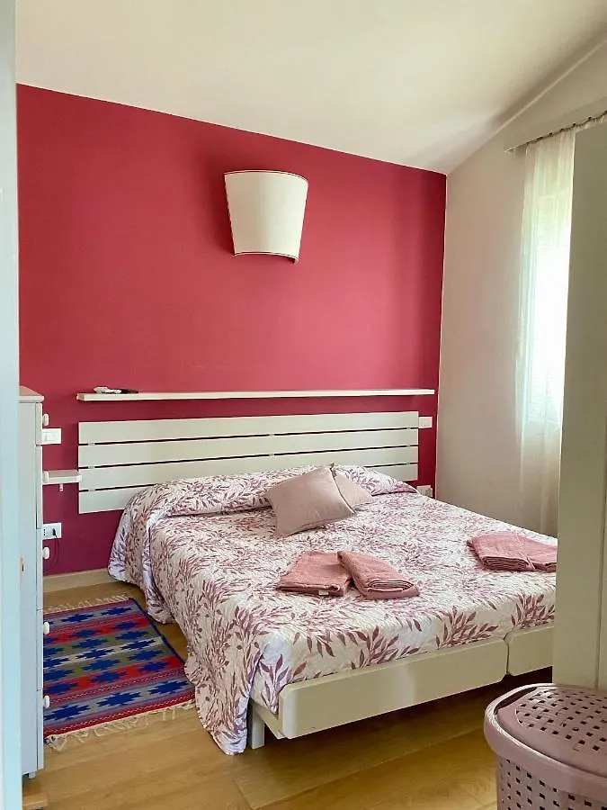 Residenza Palmira Bardolino Apartment Calmasino 0*,  Italy